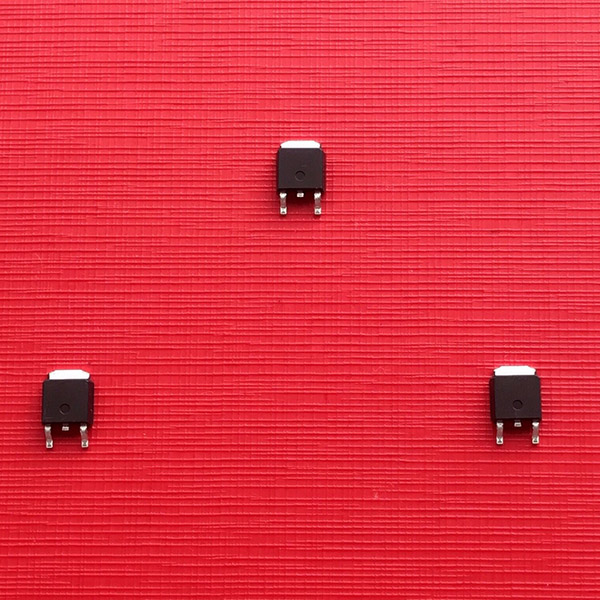 MOS管作為開關應用，與三極管相比，孰優孰劣？