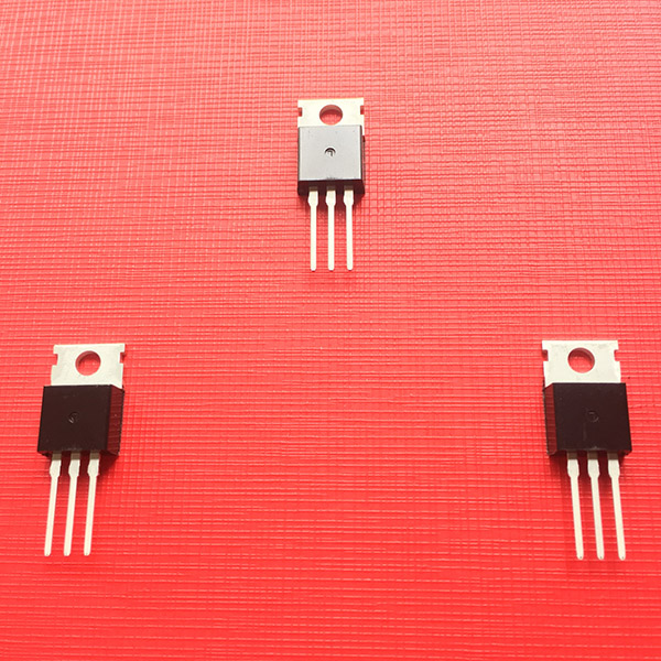 飛虹MOS管廠家分享低功耗、超高速的肖特基二極管特點